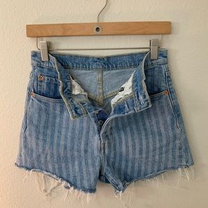 Levi’s 501 high rise shorts